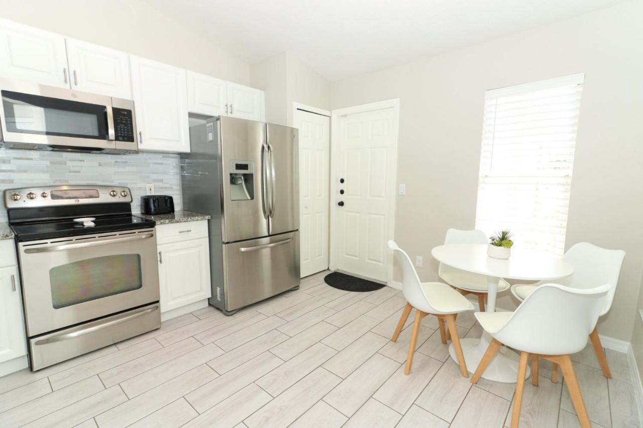 Lilys Stylish Villa Close To Disney Ideal For Long Stays Orlando Eksteriør billede